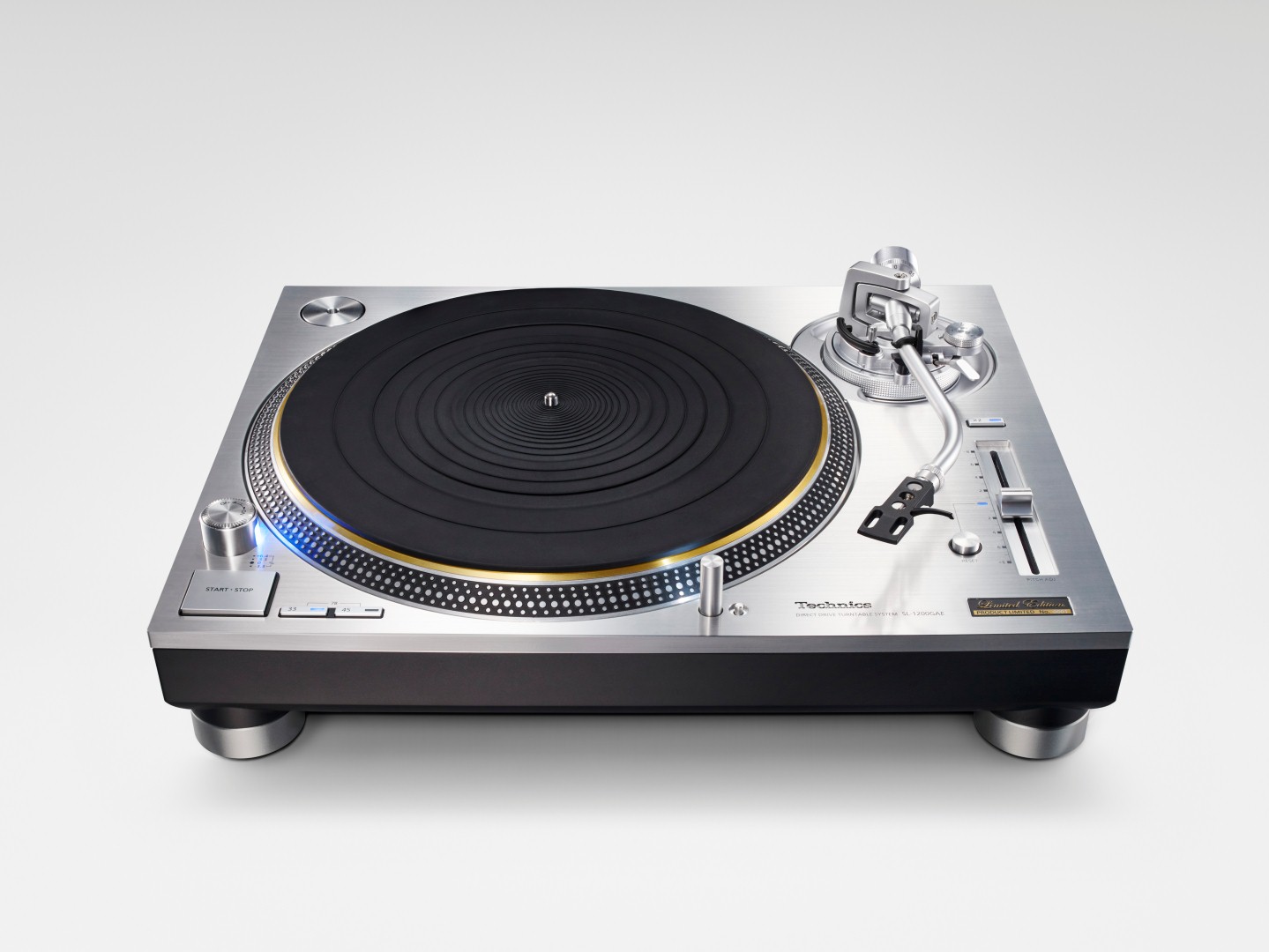 Technics SL-1200GAE Limited Edition Turntable